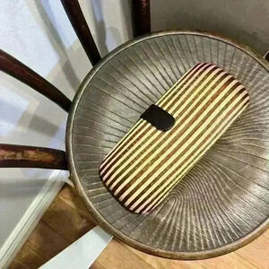 NWT Le Sac convertible clutch/shoulder bag